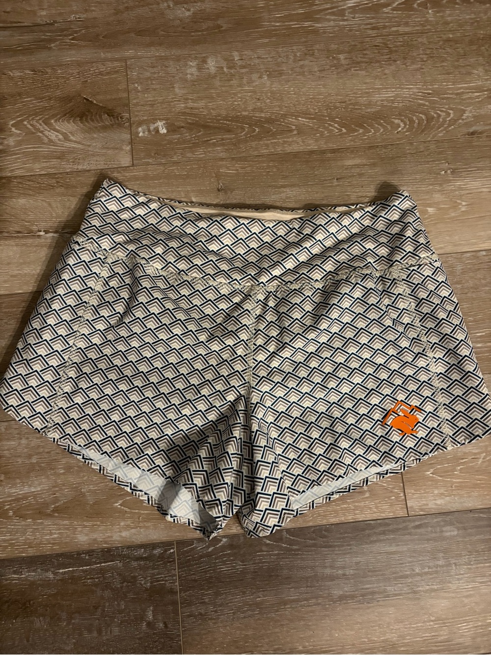 Women’s Rabbit Running Shorts size large